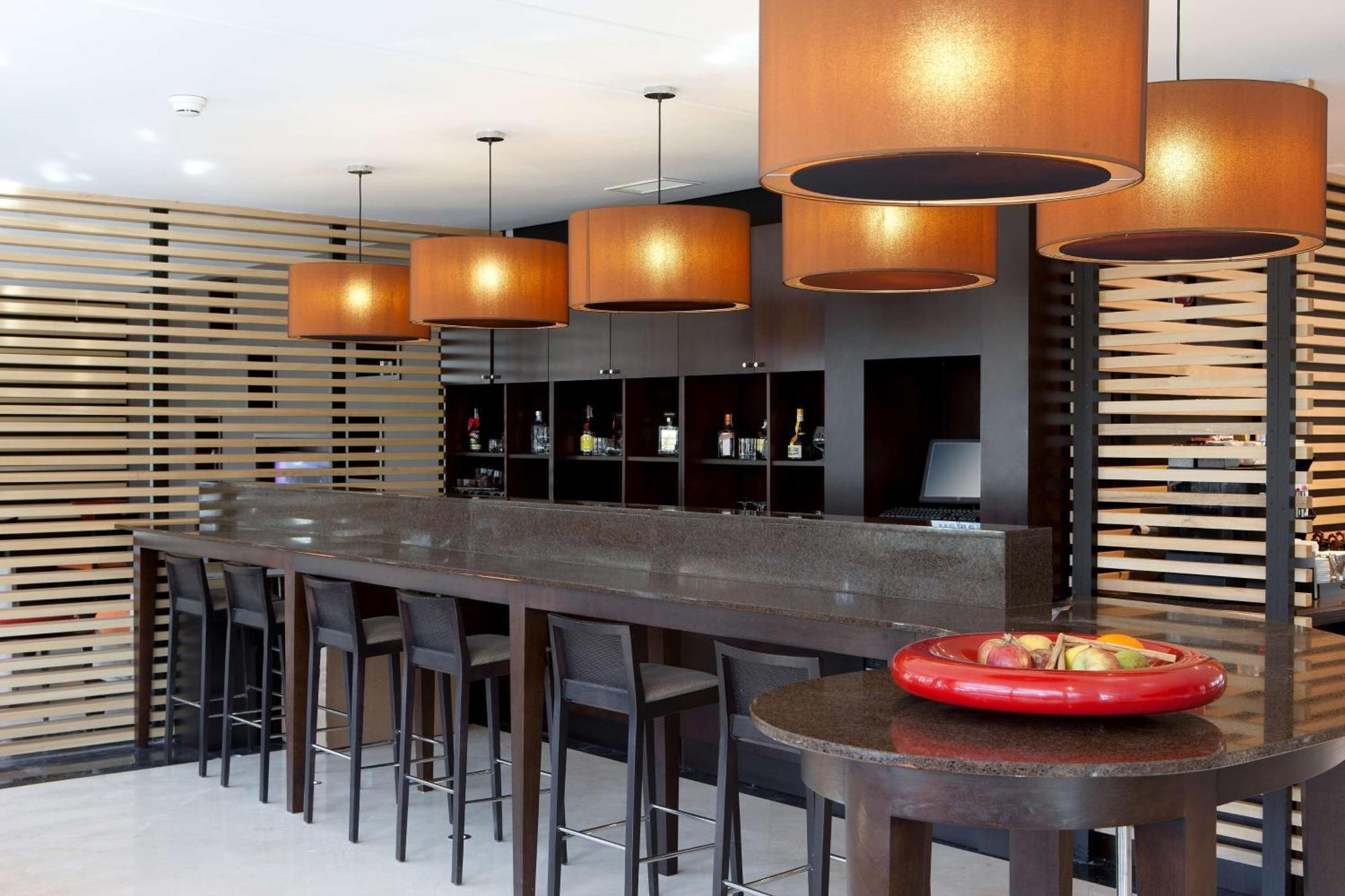 Nh Madrid Ribera Del Manzanares Hotel Ngoại thất bức ảnh