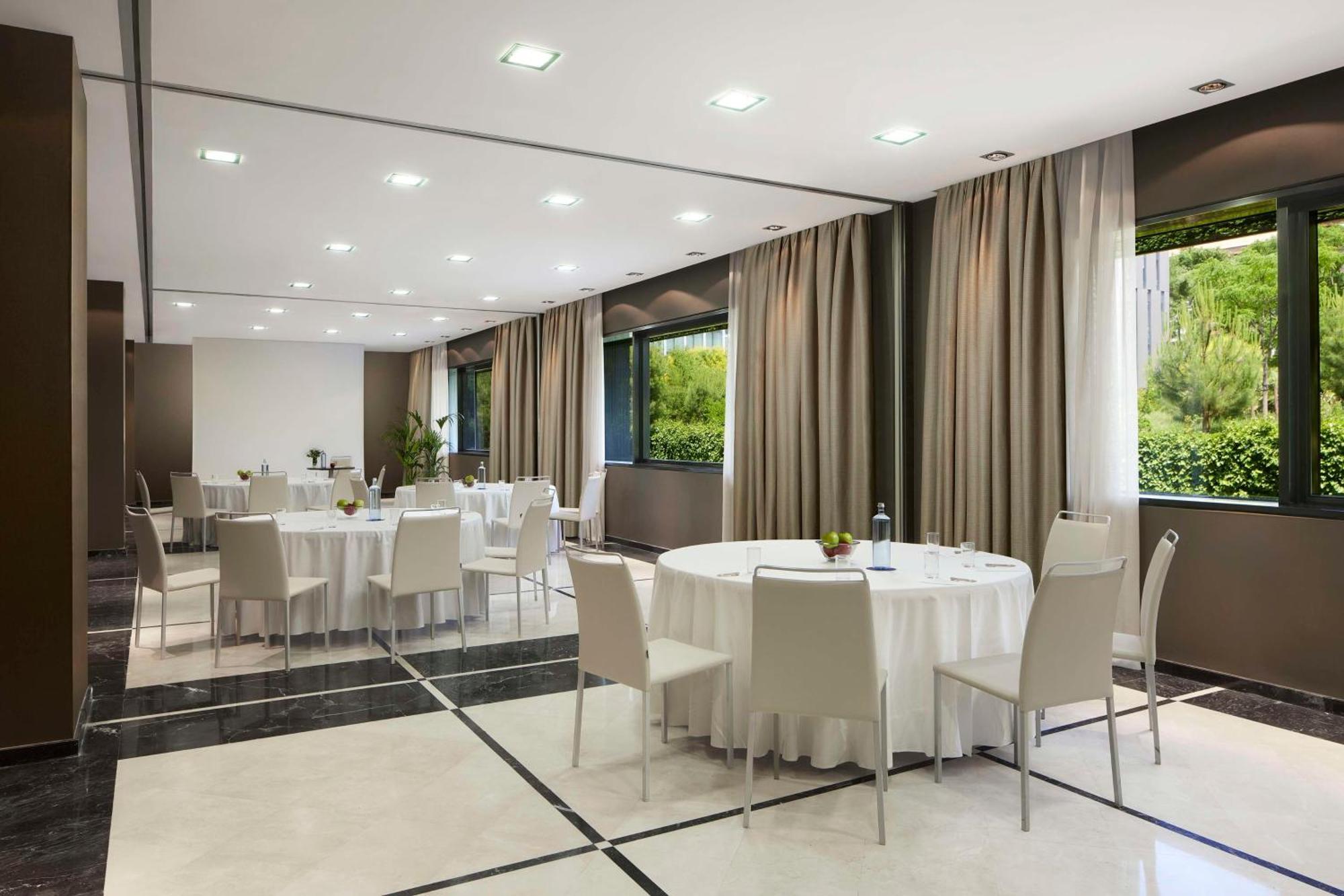 Nh Madrid Ribera Del Manzanares Hotel Ngoại thất bức ảnh